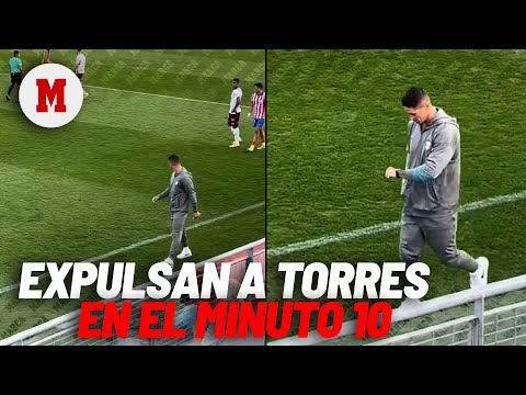 Expulsan a Fernando Torres en el 10' con doble amarilla por protestar I MARCA