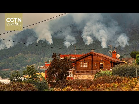 La propagación del incendio se ralentiza en España