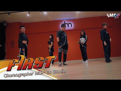 EVERGLOW-(에버글로우)---FIRST-|-MDP EVERGLOW-(에버글로우)---FIRST-|-MDP