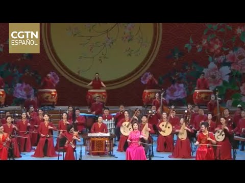 Líderes chinos presencian óperas tradicionales por Año Nuevo 2024