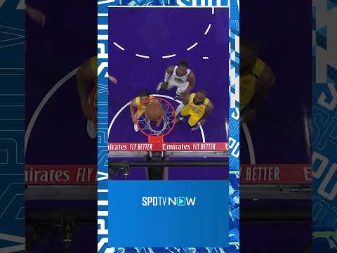 [NBA] 놀라운 손끝 감각으로 만든 커리의 앤드원! (04.04)