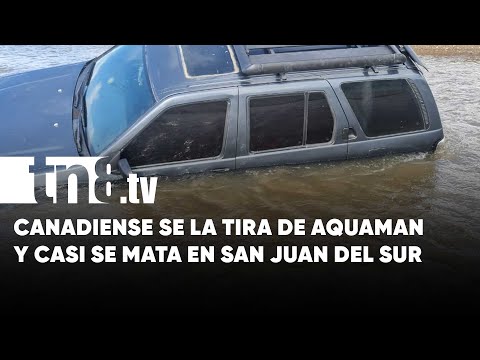 ¿Se creía Aquaman? Casi se mata cruzando El Estero en San Juan del Sur