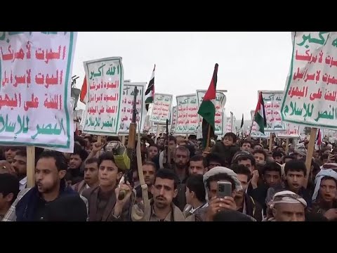 Thousands attend pro-Palestinian demonstration in Yemen, some welcome strike on Tel Aviv