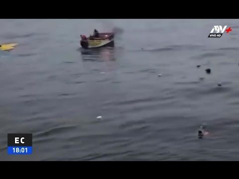 Barranca: Rescatan a pescadores tras colapso de embarcación por presunto sobrepeso de carga