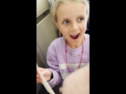 7-yo's heartwarming surprise on plane