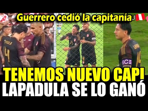 Gianluca lapadula se ganó la cinta de Capitan y así se la entregó Paolo Guerrero durante el partido