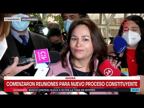 Confusión por lugar de reunión marcó inicio de reunión para proceso constituyente en el Congreso