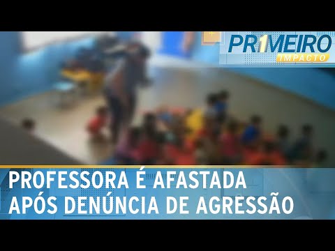 Professora é retirada de escola pela polícia após agressões a alunos | Primeiro Impacto (25/06/24)