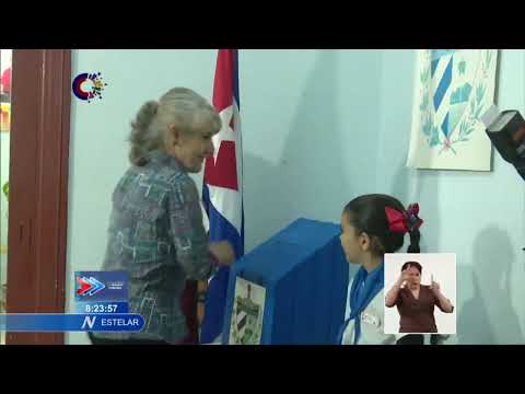 Cuba: Ejerció su derecho al voto presidente de la ANPP