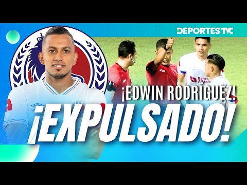 Expulsado Edwin Rodríguez, tras jugada comprometida ante Devron García en disputa del balón
