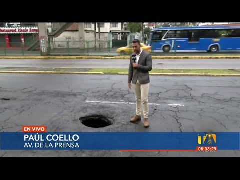 Un socavón en la Av. La Prensa preocupa a los vecinos la Concepción, norte de Quito
