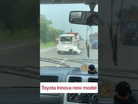 Check a build quality Toyota Fortuner and Toyota Innova 😢🥵||#shorts #innova #toyotafortuner