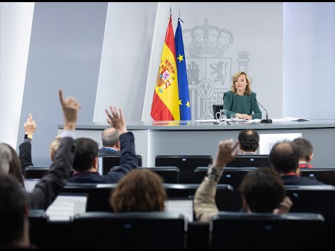 Pilar Alegría comparece tras el primer Consejo de Ministros de la nueva legislatura