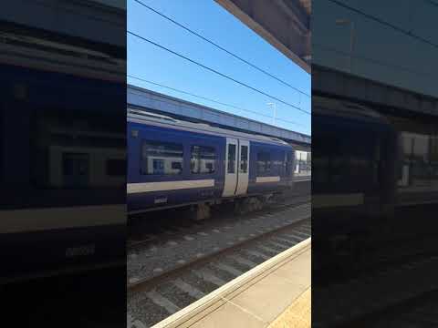 East Midlands Railway Class 360 103 and 360 110 passing through Luton for Corby working 5H24