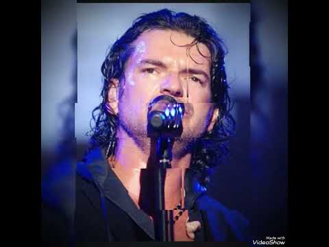 Ricardo Arjona se retira por problemas de salud.