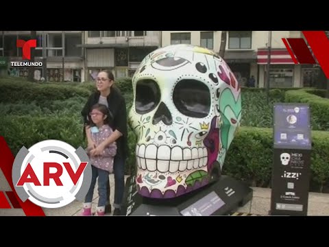 Colocan calaveras gigantes para el Dia de Muertos en México | Al Rojo Vivo | Telemundo