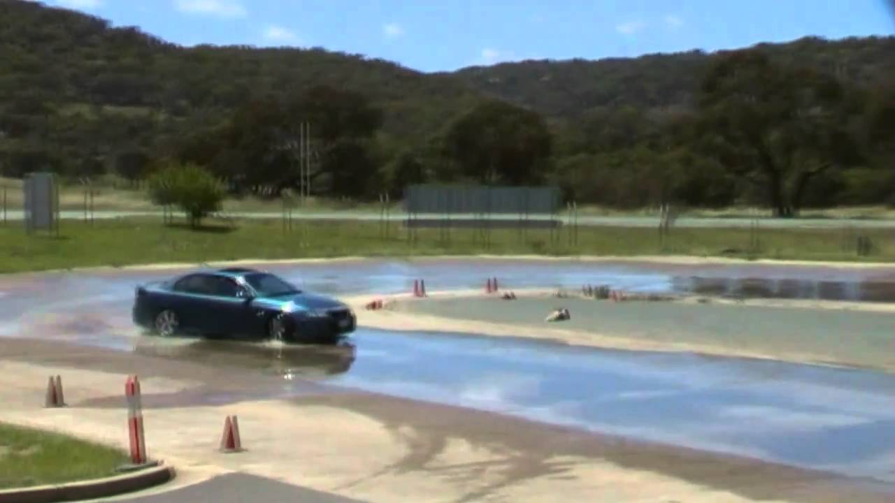 Skidpan day with Rick Bates. GHdriving.wmv