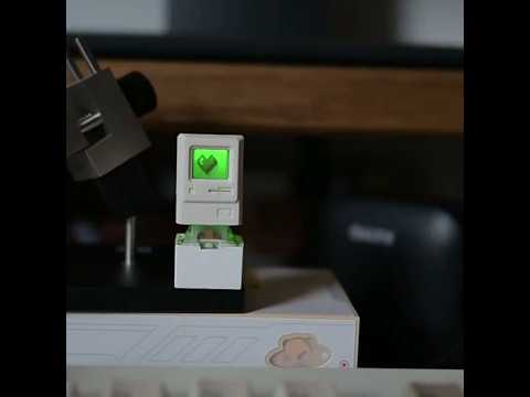 80s Retro Vibes for Your Desk! ⌨️💡 Unique Mechanical Keyboard! #shorts