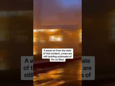 People avoid Maui fire by jumping in pool