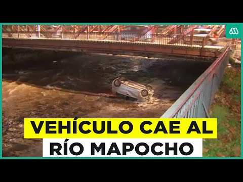 Vehículo cae al río Mapocho en impactante accidente: Conductor había consumido alcohol