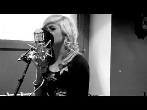 Pixie Lott - Use Somebody ( Kings Of Leon Acoustic Cover)
