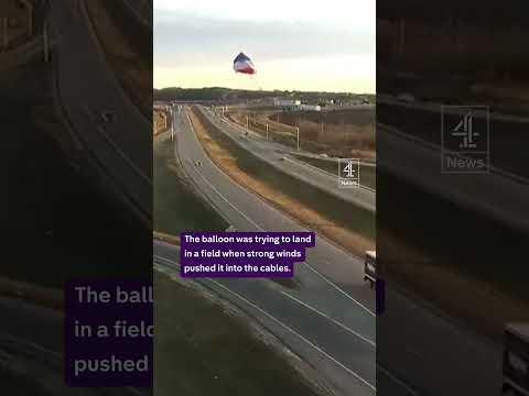 Hot air balloon crashes next to motorway in Minnesota