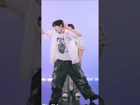 StoryBoard 3 de la vidéo STANBOX MYSTÈRE SEVENTEEN ET KICKFLIP SUR MUNWA.FR #kpop #seventeen #carat #kickflip #weflip #idol