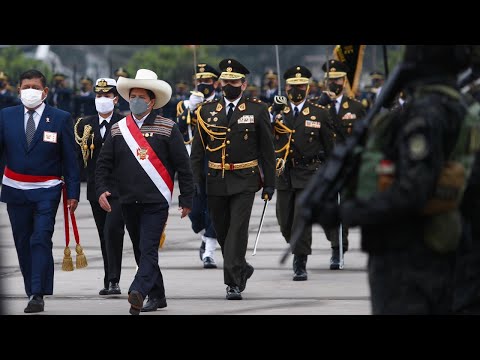 Presidente Pedro Castillo participa del Desfile Cívico Militar