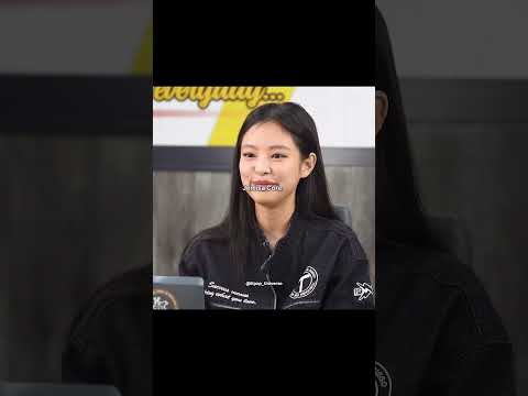 Jennie and Lisa sharing the same brain cells lol 😂