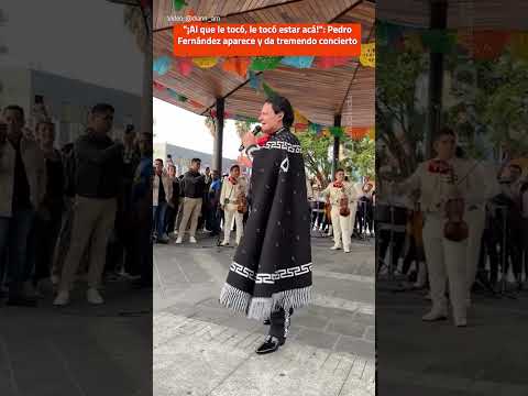 ¡Al que le tocó, le tocó estar acá!: Pedro Fernández da tremendo concierto en plaza Garibaldi