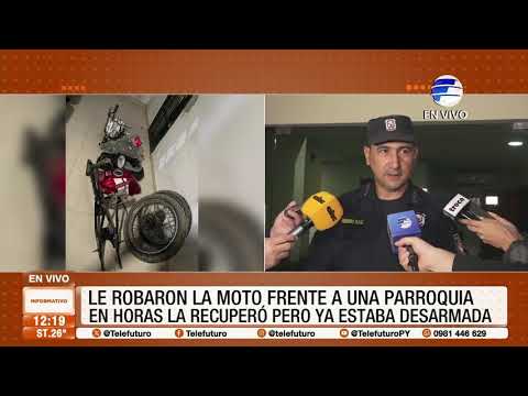 Le robaron la moto frente a una parroquia