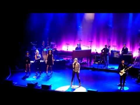 Sarah Connor "Halt mich" Berlin 15.09.2015 Admiralspalast