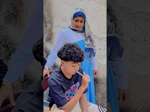 في حاجه غريبه في الورقه