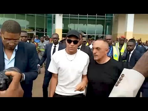 Kylian Mbappé arrive au Cameroun, pays natal de son père | AFP