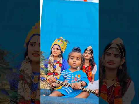 ചിരിതൂകി കളിയാടി .....