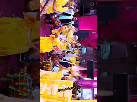 श्री प्रेमानंद महाराज जी अपने शिष्य के साथ नृत्य#premanandjimaharaj #love#krishna#radharani#live