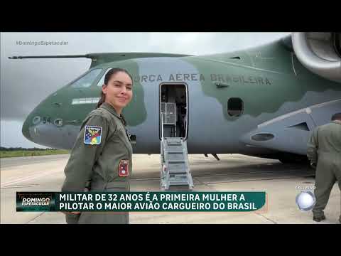 Militar de 32 anos e? a primeira mulher a pilotar o maior avia?o cargueiro do Brasil