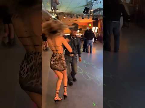 😱😳 baile cumbia wepa #texasbailandowepa #baile #sonideros #cumbia #wepa