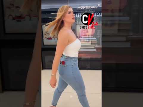 #shorts  Asi? Sale A Presumir Su Físico Adriana Olivarez