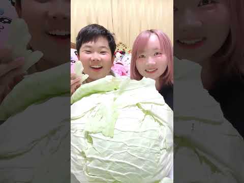 ◆今日のおやつ-巨大キャベツ10kg-◆ #shorts #おやつ #キャベツ