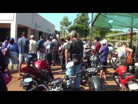 Cambyretá: Motociclistas sin casco son retenidos y recién cuando lo colocan son liberados