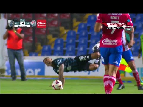 Sacan la amarilla a Escalante. Tiró de una patada a Kevin Ramírez | Querétaro vs Atlético San Luis