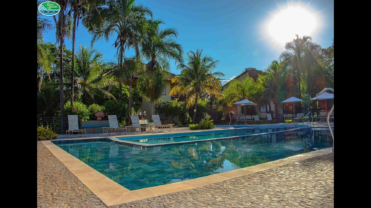 Nosso diferencial está em nosso grande jardim, nos espaços pensados cuidadosamente para  o bem estar dos nossos hóspedes como apartamentos que acomodam famílias de até 04 pessoas com conforto, sala de tv com lareira, piscina aquecida para os dias de inverno, espaço kids para criançada, espaço fitness para gosta de viajar mas não dispensa cuidados com os exercícios, no restaurante que serve café da manhã completo.

Conheça: https://aguasdebonito.com.br/nossa-estrutura/