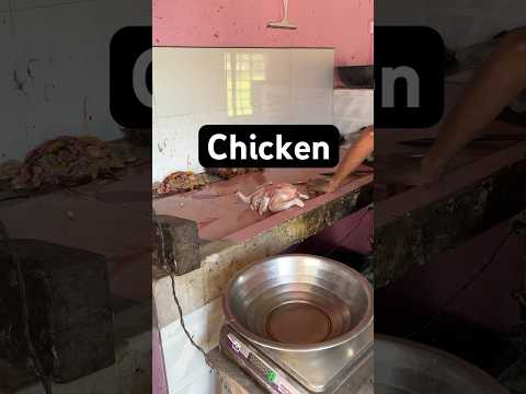 Chicken #chicken #hindumantra #streetfood #mohabatkasharbat #connaughtplace #food #इतिहासके10प्रश्र