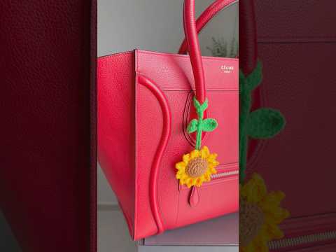 STOP and LOOK 🌻 #shorts #bagcharm #sunflower #crochet #amigurumi #trending #viral #fyp #keychain