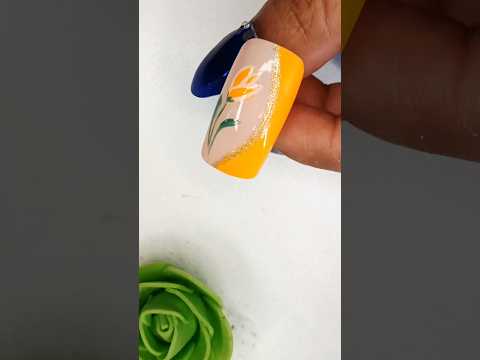 🌼 Bloom with every stroke ✨ | Elegant floral nail art with a touch of gold 💛 #FloralNails #nailart