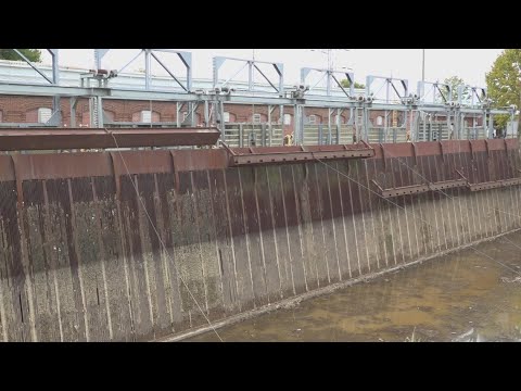 Columbia Canal repairs continue