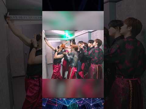 猫の動画サムネイル - 📸👏💨👈🎃✊🕺🦌🎅 “#SnowMan Dome Tour 2024 #RAYS”Blu-ray&DVD 6.25 Release! #TheDocumentaryofRAYS