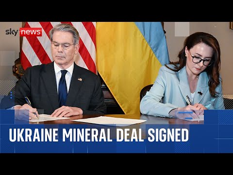 Ukraine and US agree mineral deal | Ukraine War