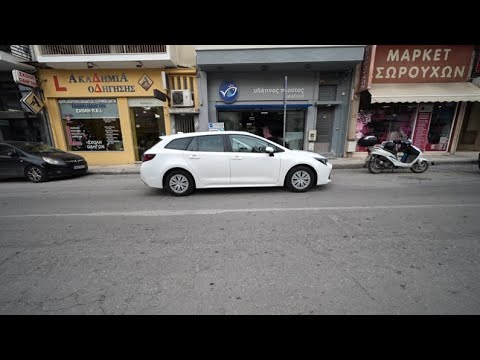 TOYOTA COROLLA moving full 100% electric for 17 minutes